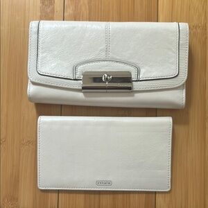 Coach White Wallet and Clutch Set